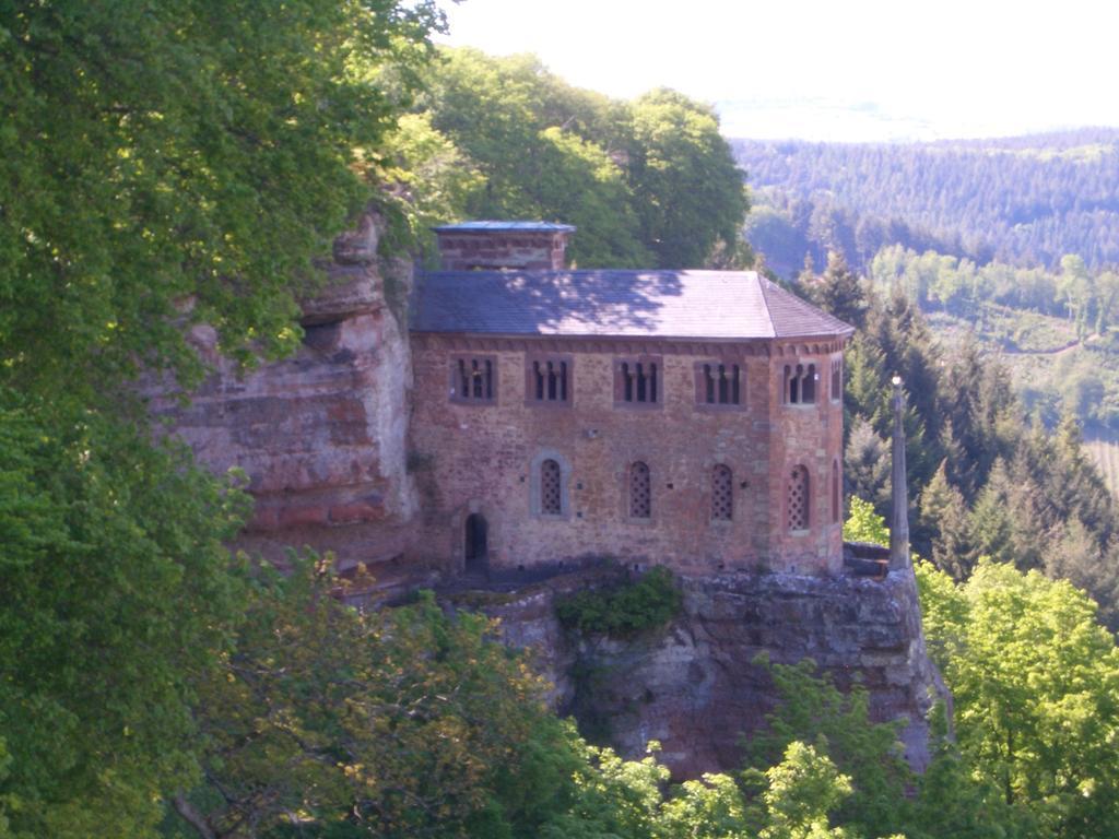 Haus Sonnenschein Lägenhet Wiltingen Exteriör bild