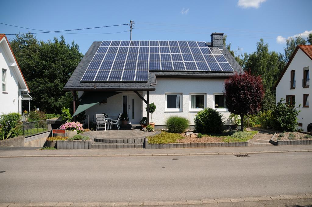 Haus Sonnenschein Lägenhet Wiltingen Exteriör bild