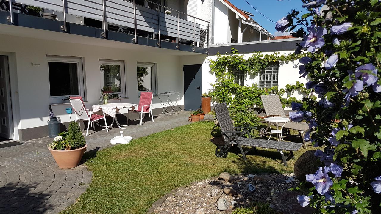 Haus Sonnenschein Lägenhet Wiltingen Exteriör bild