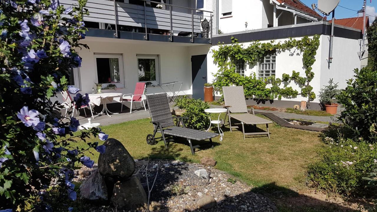 Haus Sonnenschein Lägenhet Wiltingen Exteriör bild